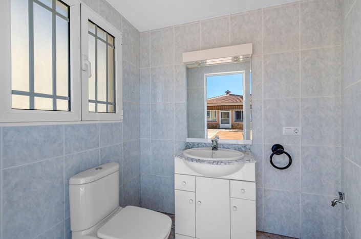 Image No.48-7 Bed Villa for sale