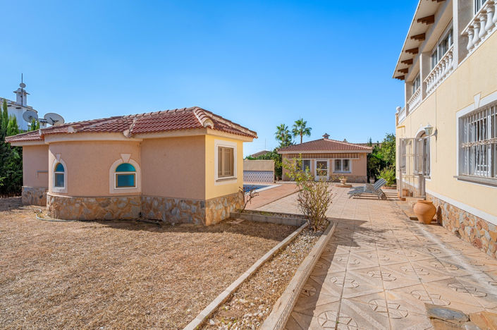 Image No.50-7 Bed Villa for sale