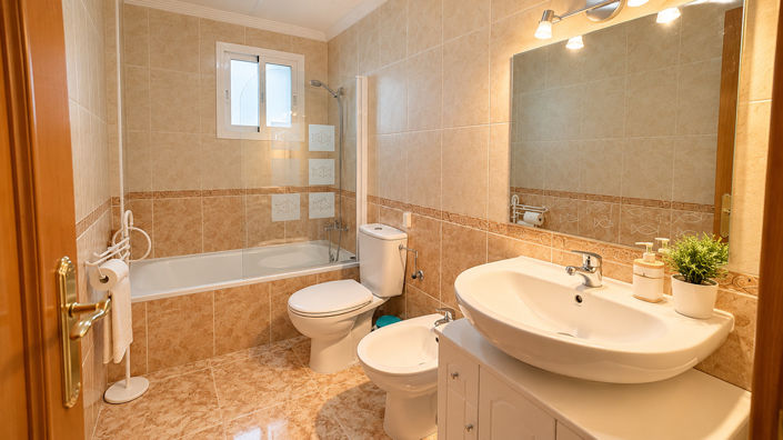 Image No.10-2 Bed Apartment for sale