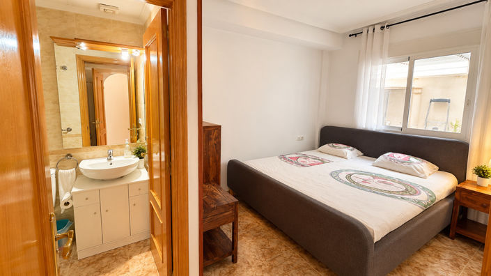 Image No.12-2 Bed Apartment for sale