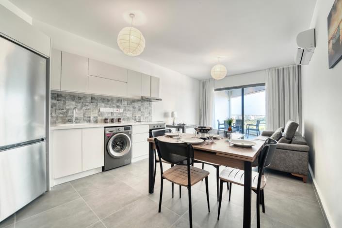 Image No.1-1 Bed Studio for sale