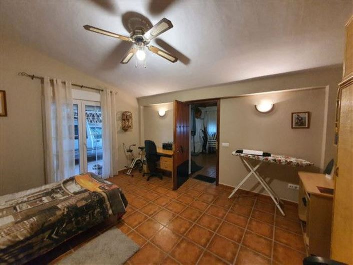 Image No.8-Propriété de 4 chambres à vendre à Yunquera