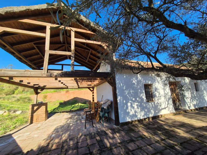 Image No.10-1 Bed Country House for sale