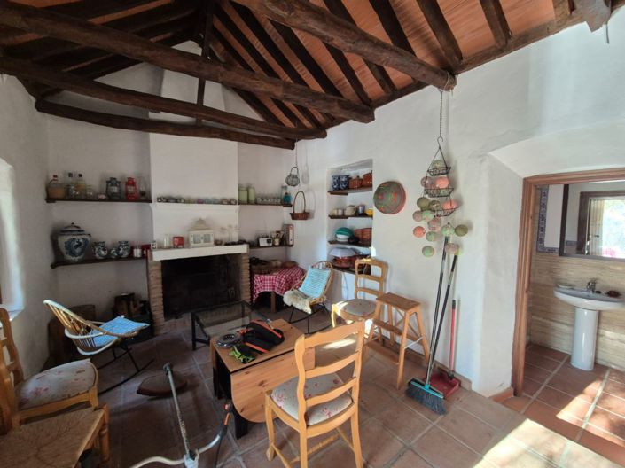 Image No.15-1 Bed Country House for sale