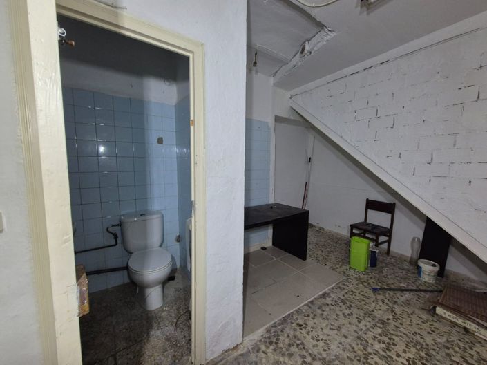 Image No.30-4 Bed Townhouse for sale