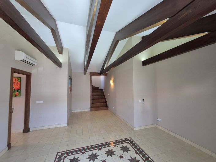 Image No.3-3 Bed Apartment for sale