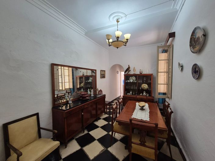 Image No.5-4 Bed Townhouse for sale