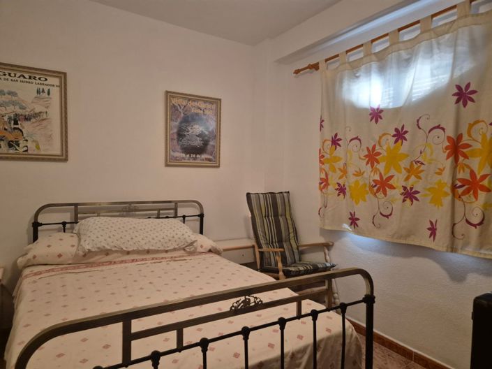 Image No.19-5 Bed Country House for sale