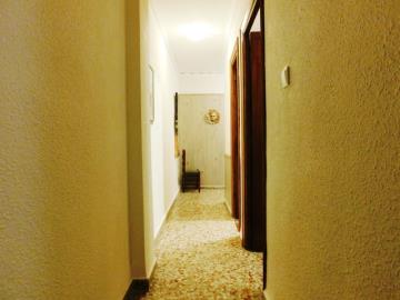 corridor-of-apartment-for-sale-in-denia