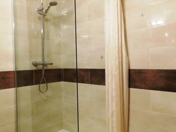 shower-of-apartment-for-sale-in-denia