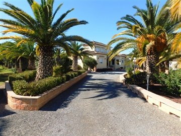 maison-a-vendre-a-denia-jardin