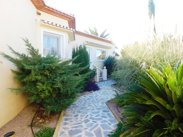 Image No.23-Villa de 4 chambres à vendre à Pedreguer