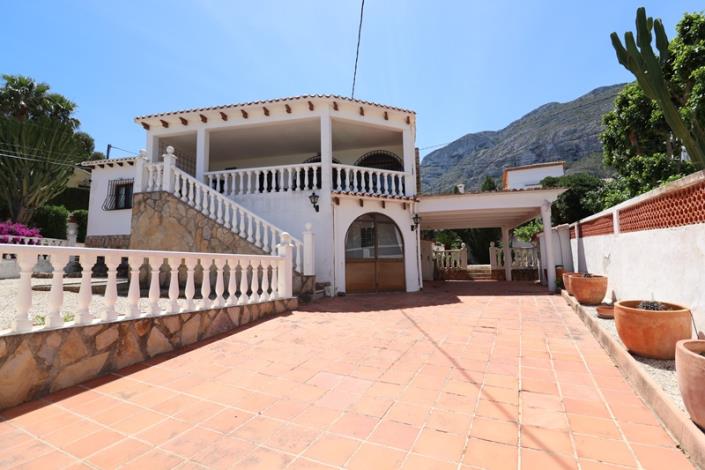 Image No.1-3 Bed Villa for sale