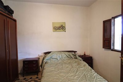 villa-for-sale-in-la-xara-front-bedroom