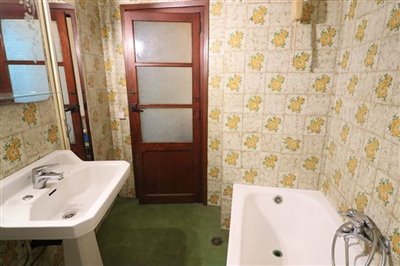 villa-for-sale-in-la-xara-bano