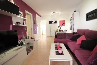 apartment-for-sale-in-denia-living-room