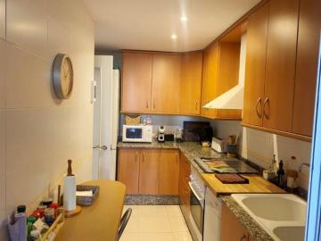 apartment-for-sale-in-denia-kitchen