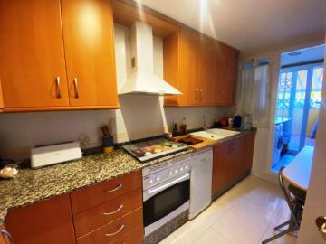 kitchen-apartment-for-sale-in-denia