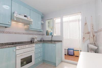 apartment-for-sale-in-denia-kitchen