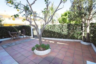 garden-of-townhouse-for-sale-in-denia