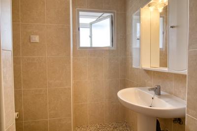 apartment-zu-verkaufen-in-denia-toilette