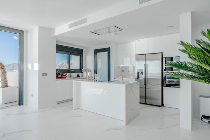 Image No.16-3 Bed Apartment for sale