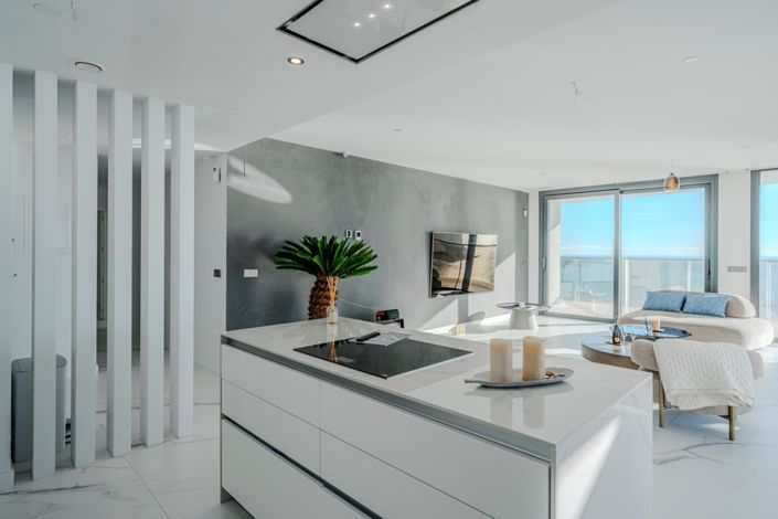 Image No.20-3 Bed Apartment for sale