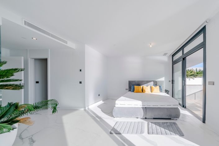 Image No.32-3 Bed Apartment for sale