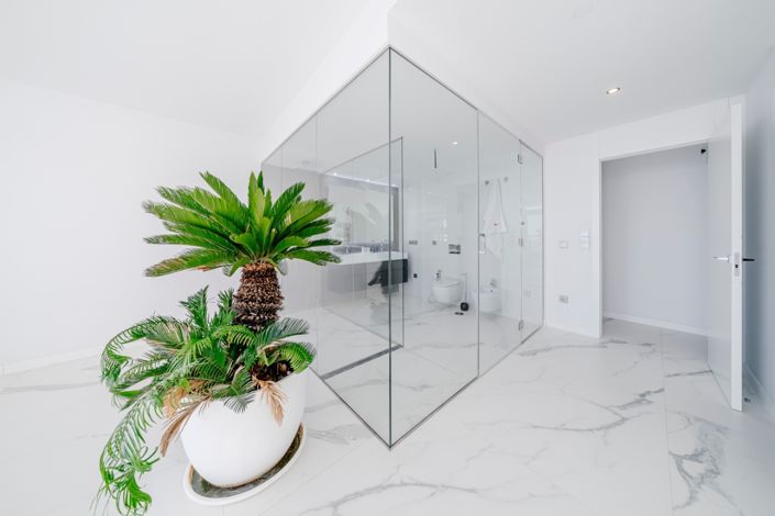 Image No.33-3 Bed Apartment for sale