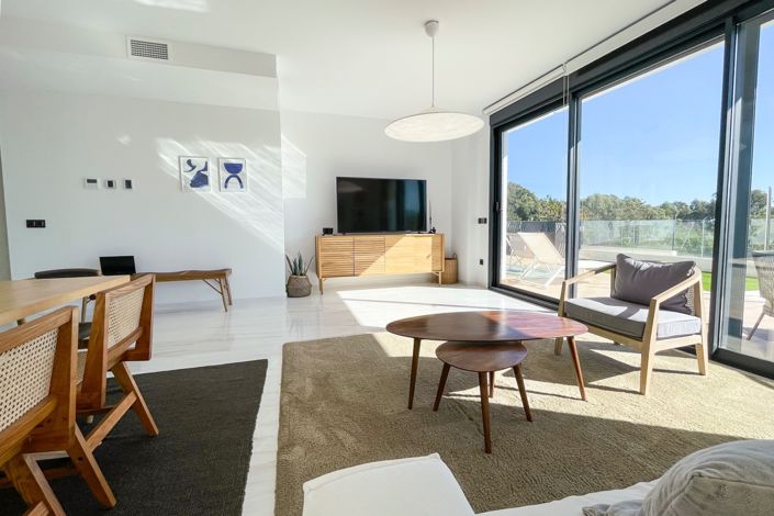 Image No.8-3 Bed Apartment for sale