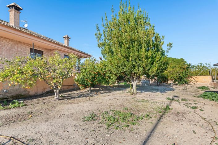 Image No.42-3 Bed Property for sale