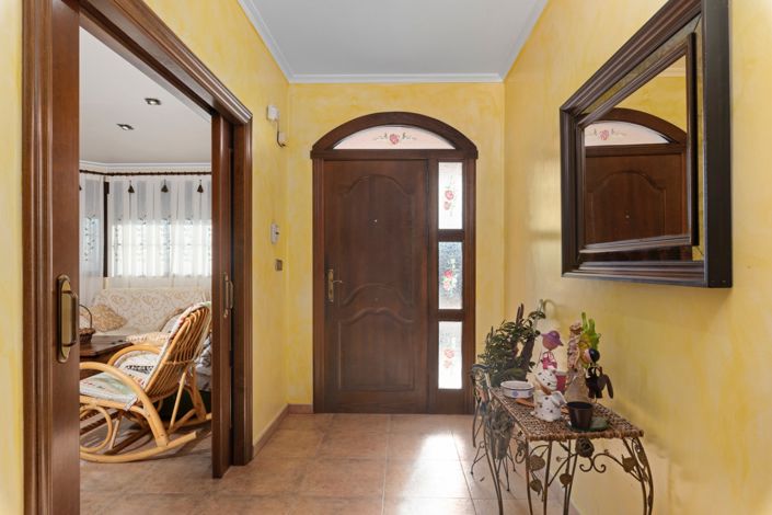 Image No.6-3 Bed Property for sale