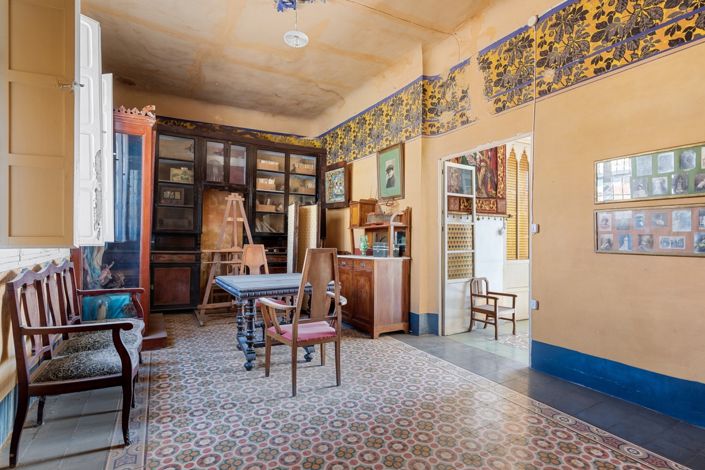Image No.26-7 Bed Property for sale