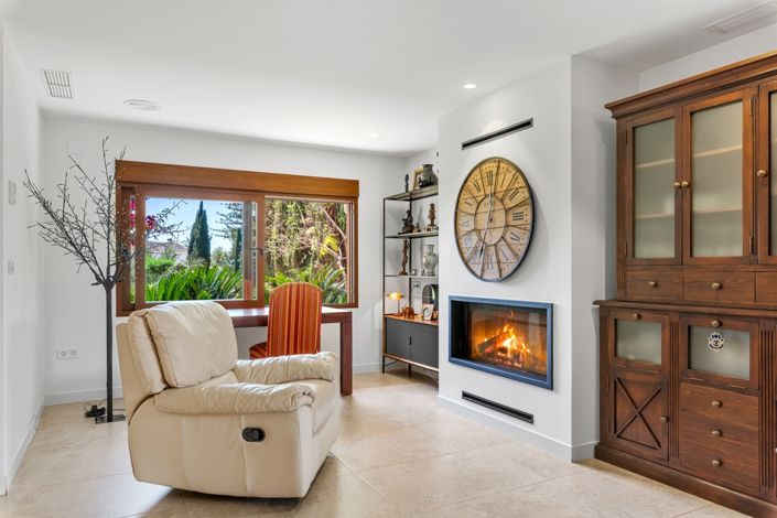 Image No.35-5 Bed Villa for sale