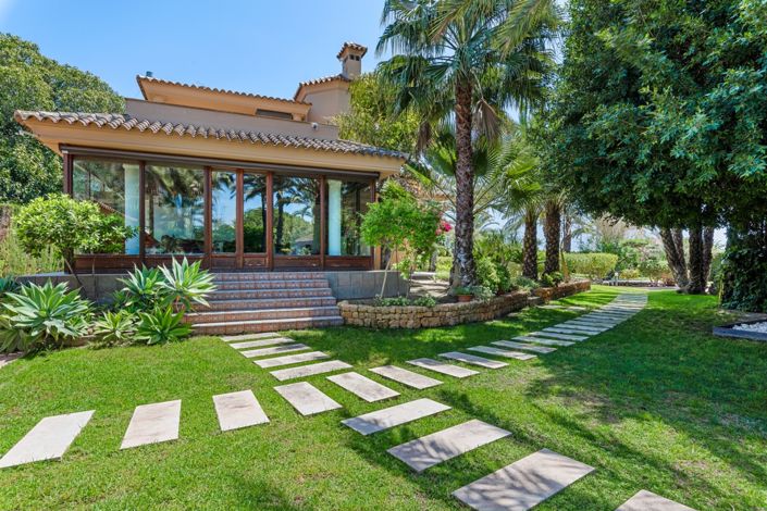 Image No.40-5 Bed Villa for sale