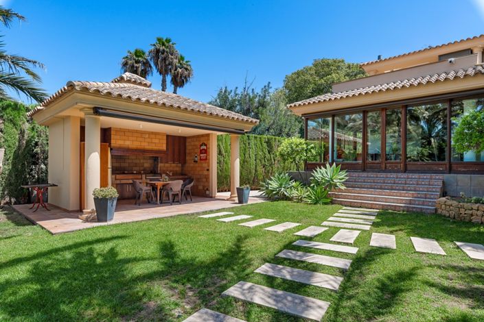 Image No.41-5 Bed Villa for sale