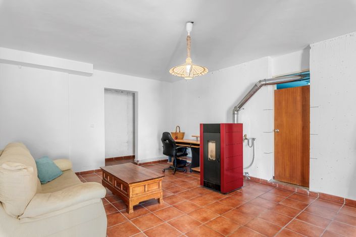 Image No.30-5 Bed Villa for sale