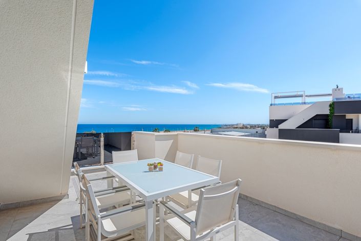 Image No.25-3 Bed Penthouse for sale