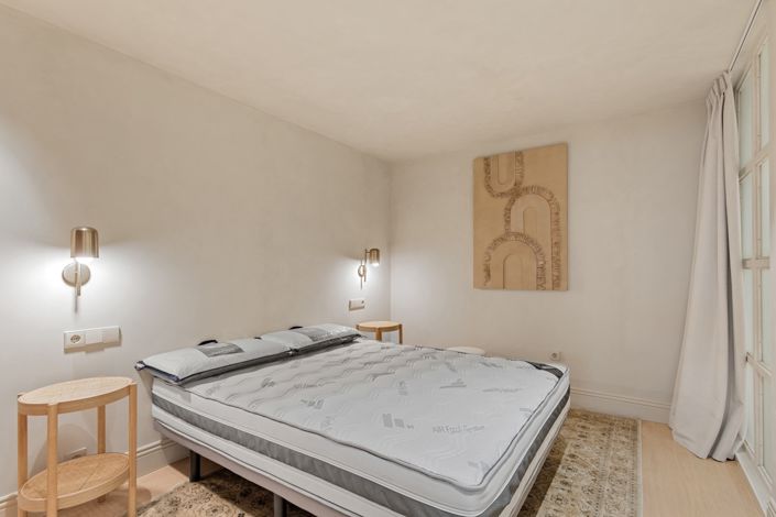 Image No.27-2 Bed Apartment for sale