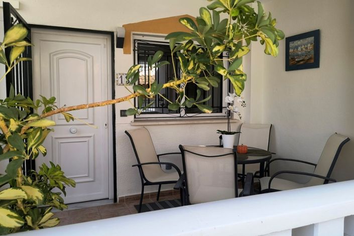 Image No.25-3 Bed Townhouse for sale