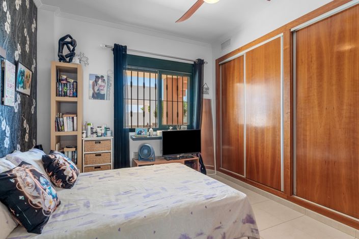 Image No.24-4 Bed Villa for sale