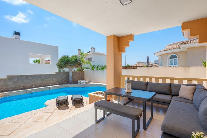 Image No.33-4 Bed Villa for sale