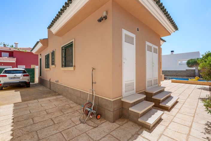Image No.36-4 Bed Villa for sale