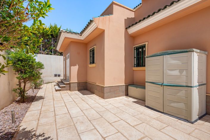 Image No.37-4 Bed Villa for sale