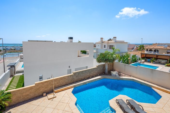 Image No.41-4 Bed Villa for sale