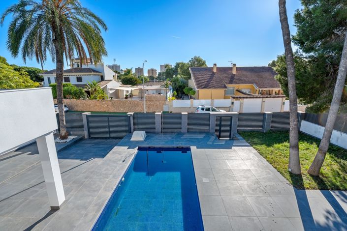 Image No.11-4 Bed Villa for sale