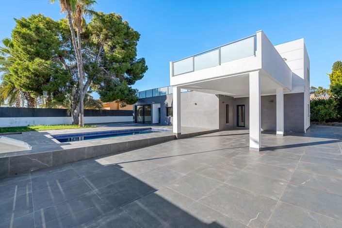 Image No.29-4 Bed Villa for sale