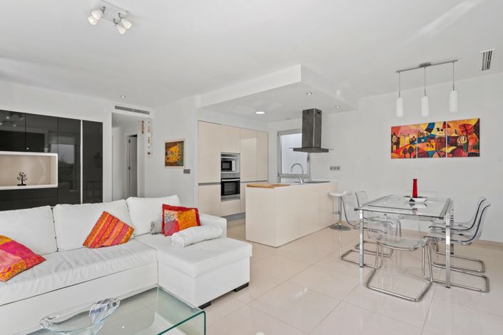 Image No.5-3 Bed Villa for sale