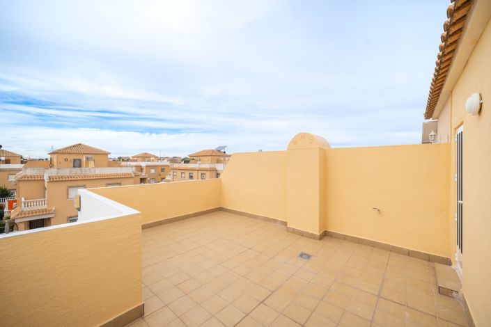 Image No.23-3 Bed Quad for sale