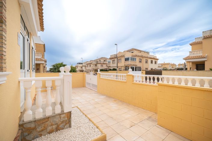 Image No.30-3 Bed Quad for sale